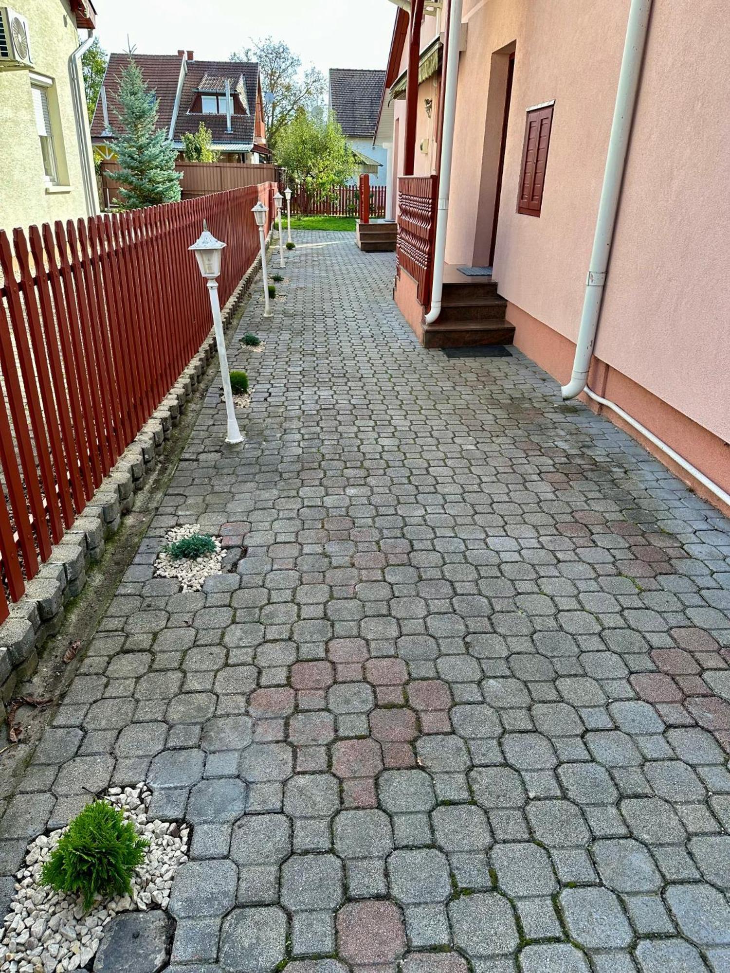 Andrea Apartman Bük Esterno foto